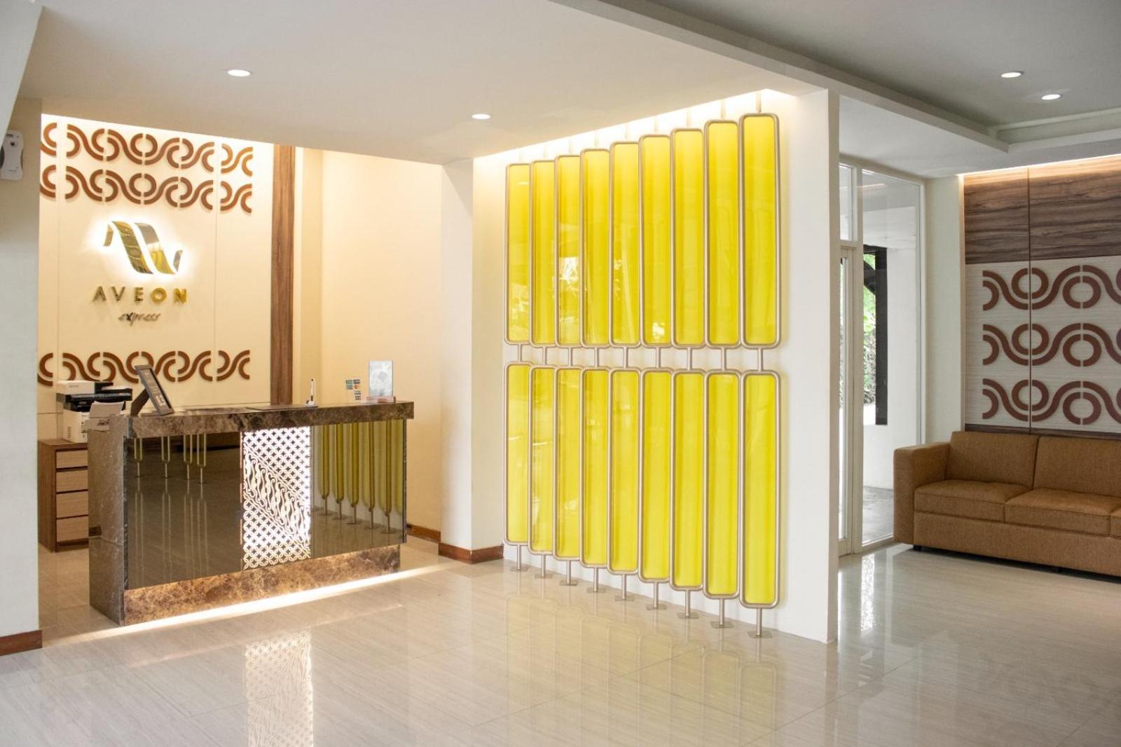 Aveon Express Hotel By Daphna International Yogyakarta Extérieur photo