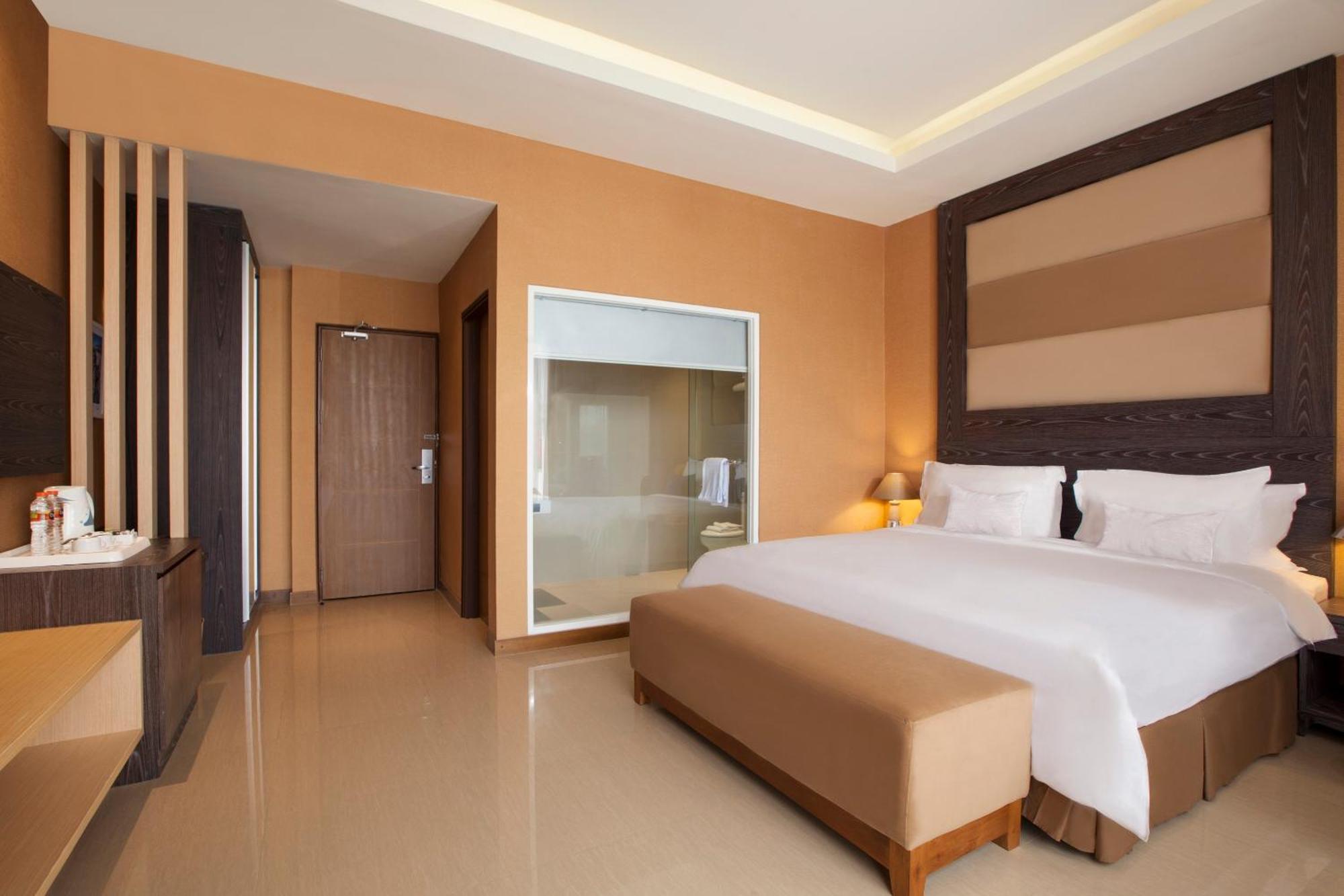 Aveon Express Hotel By Daphna International Yogyakarta Extérieur photo
