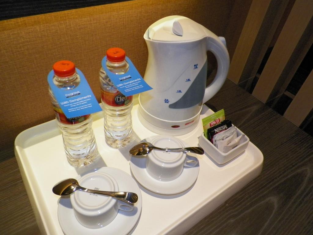 Aveon Express Hotel By Daphna International Yogyakarta Extérieur photo
